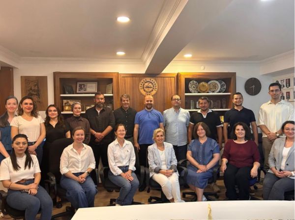 GEÇTİĞİMİZ DÖNEM YÖNETİMİNDEN NEZAKET ZİYARETİ