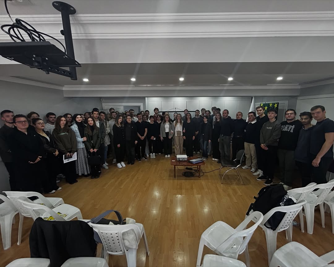 GENÇLİK KOMİSYONU SEÇİMİ YAPILDI