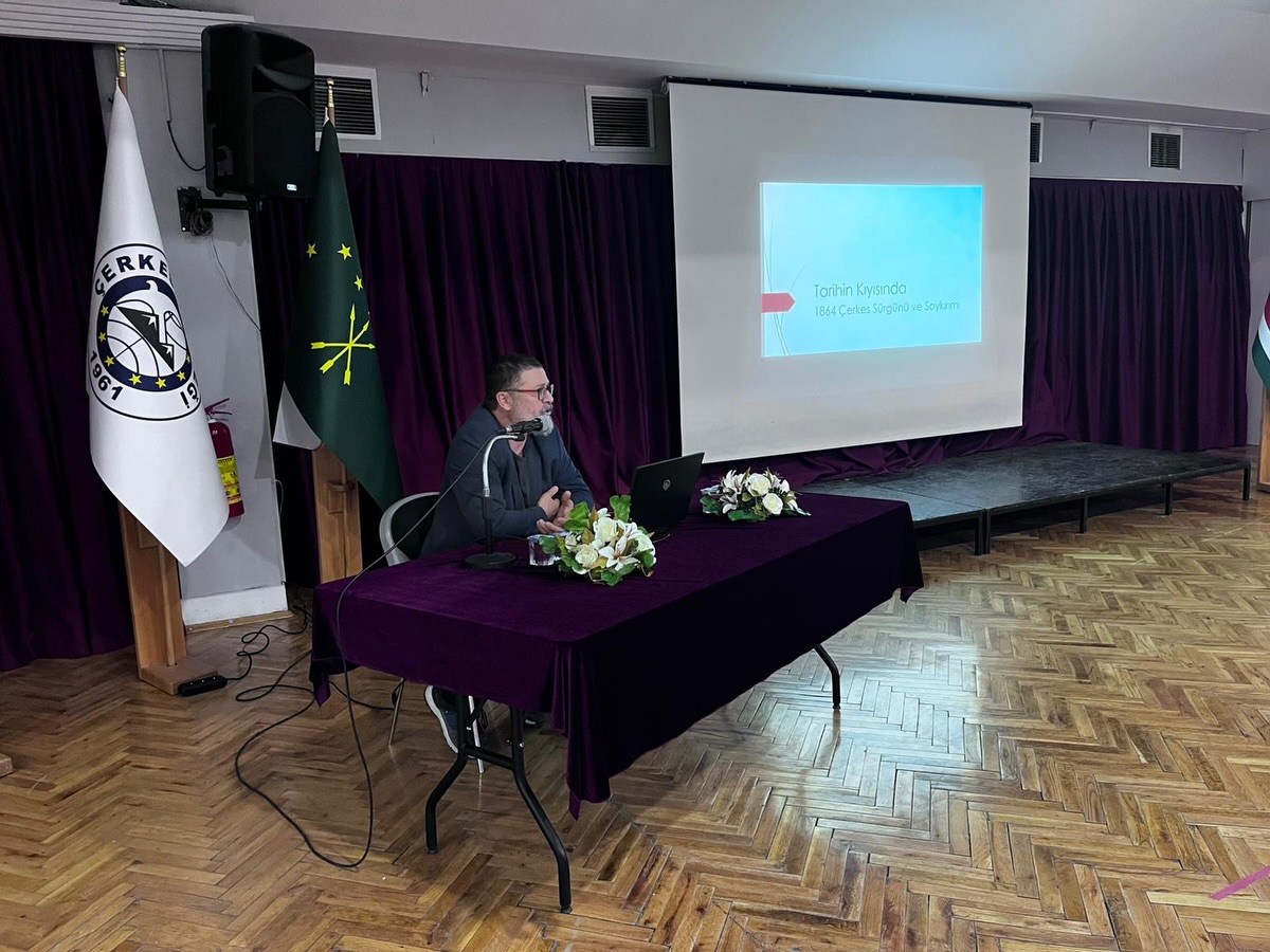 Tarihin Kıyısında: 1864 Çerkes Sürgünü ve Soykırımı Söyleşimizi Gerçekleştirdik